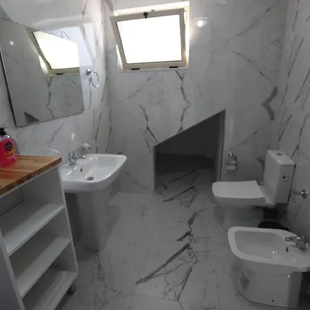 Mane Lejlighed Sarandë